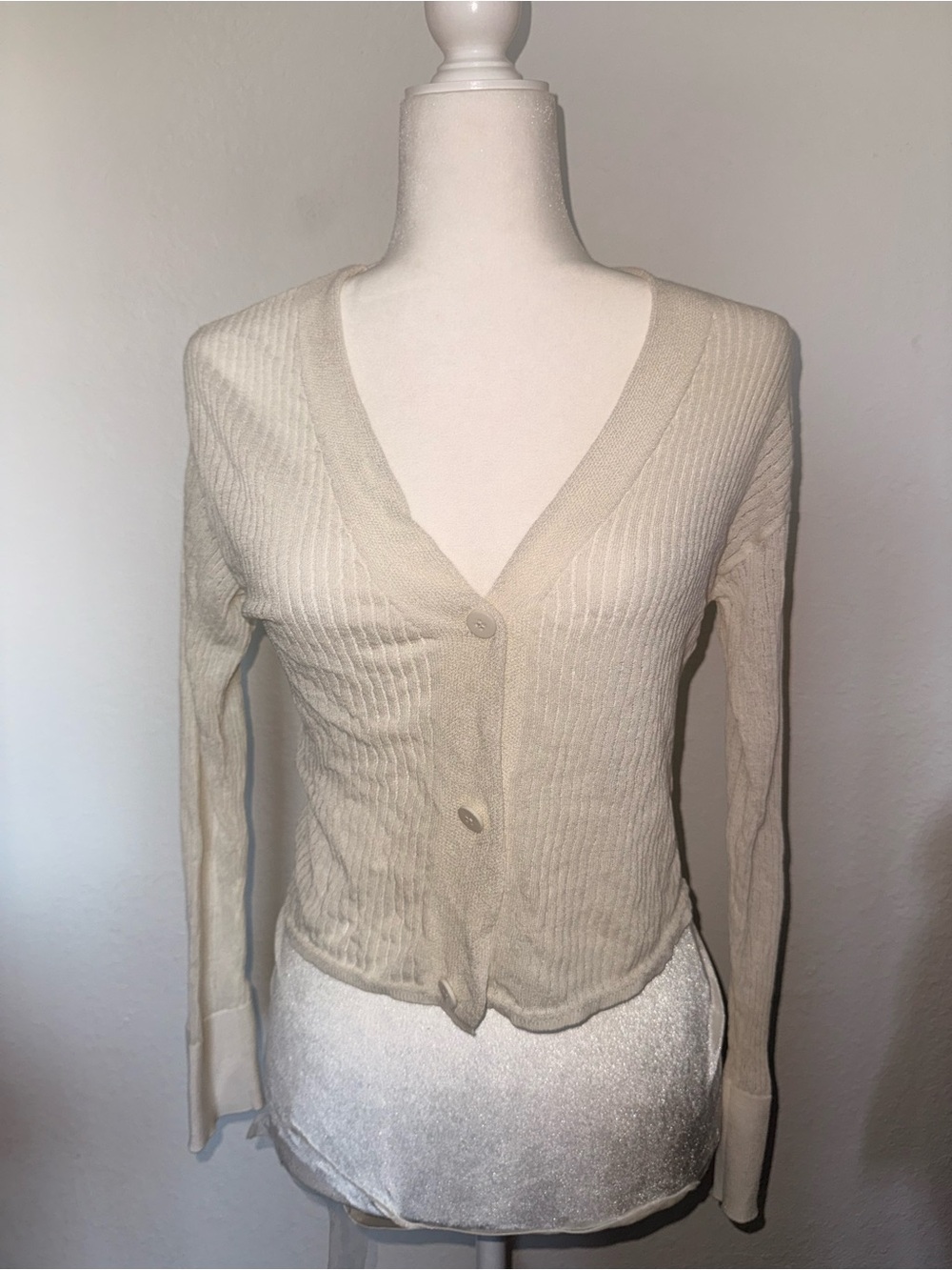 197. Women's Cream Ribbed V‑Neck Button Cardigan Sweater